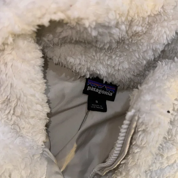 WHITE PATAGONIA JACKET - Picture 3 of 5